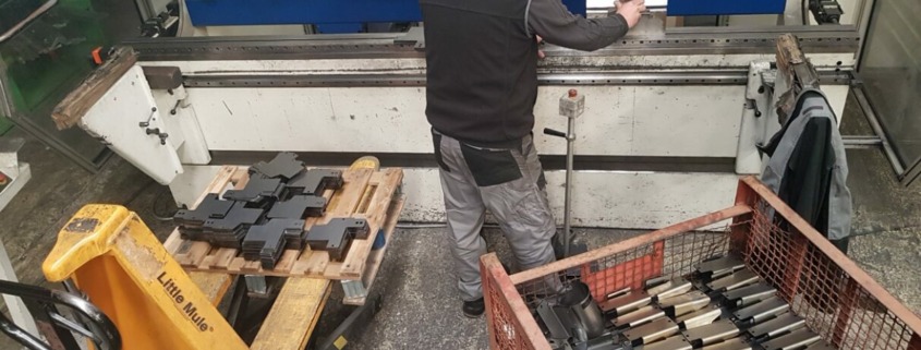 Article 119 : Pliage de tôle : une étape clé dans la tôlerie industrielle